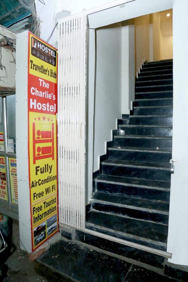 The Charlie'S Hostel Nowe Delhi Zewnętrze zdjęcie